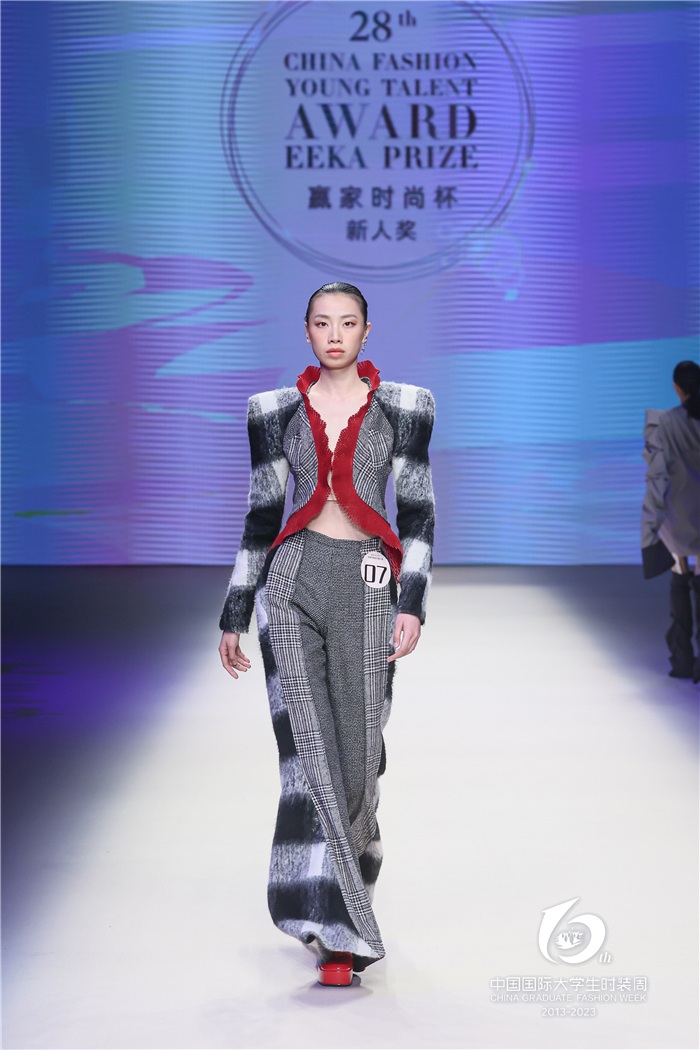 "赢家时尚杯"第28届中国时装设计新人奖评选揭晓-新华网