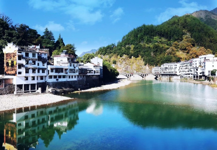 "红绿金"托起幸福梦——革命老区王村口镇纪行-新华网