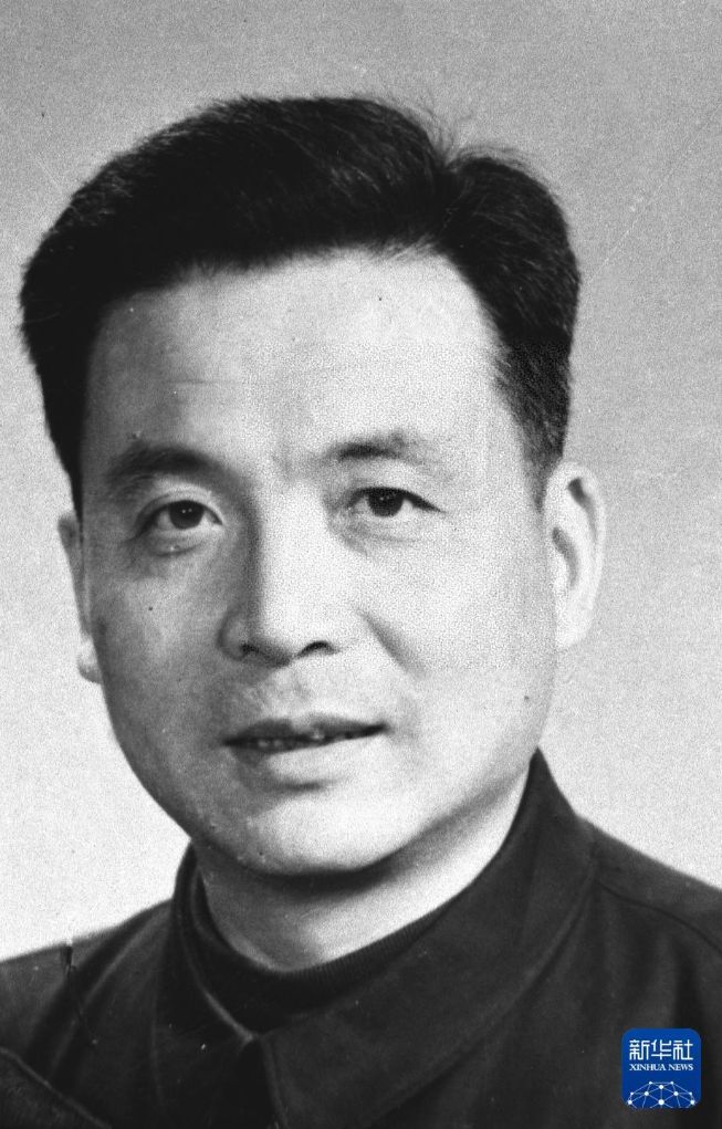 时光相册丨今天,缅怀邓稼先-新华网